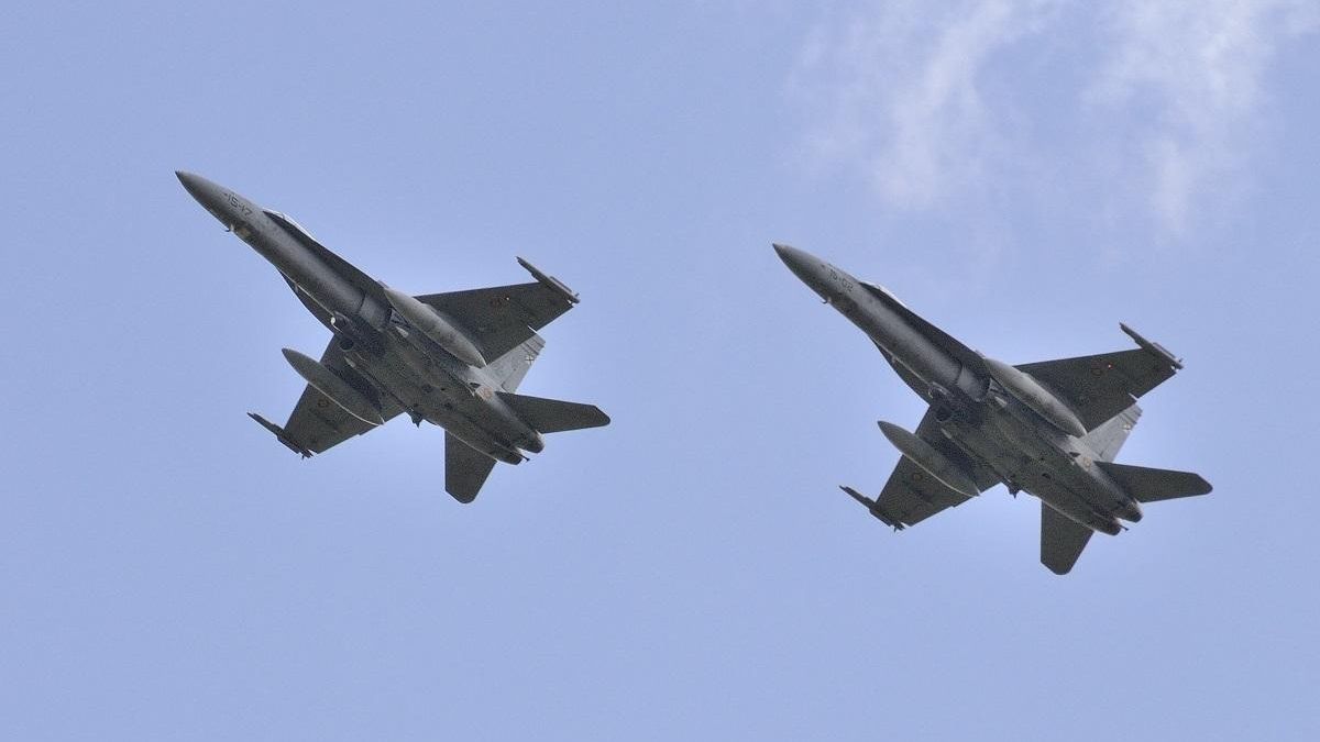 Cazas españoles de la OTAN derriban un dron hostil tras violar el espacio aéreo rumano