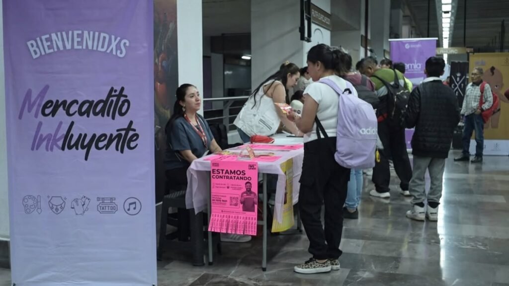 Celebran quince años de expresión corporal y arte en la capital con el Mercadito INKluyente