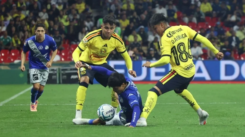 Con cuadro alternativo y sufrimiento, América vence 2-0 a Puebla en la jornada 6 del torneo