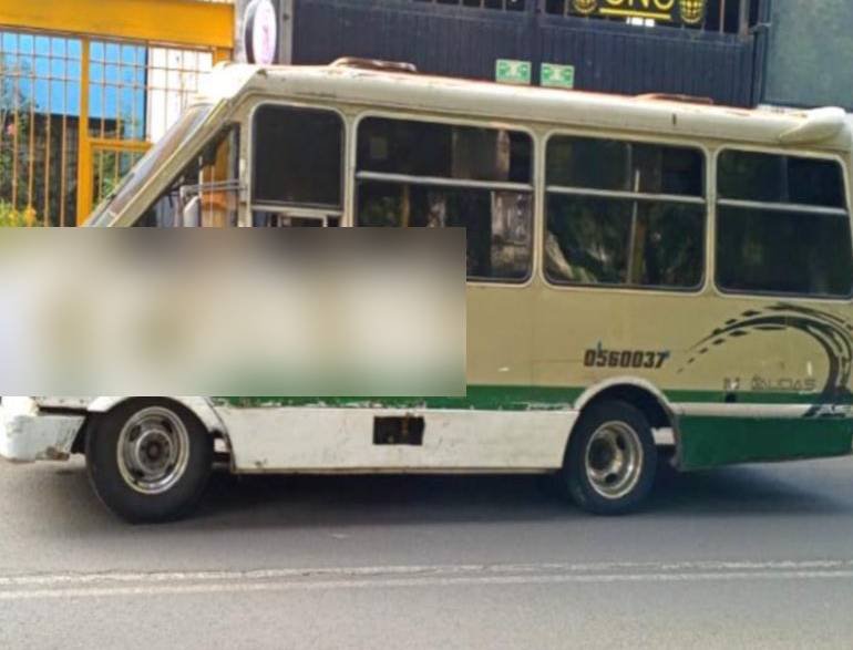 Conductor de transporte público asesina a balazos a taxista y es capturado tras intensa persecución en Xochimilco