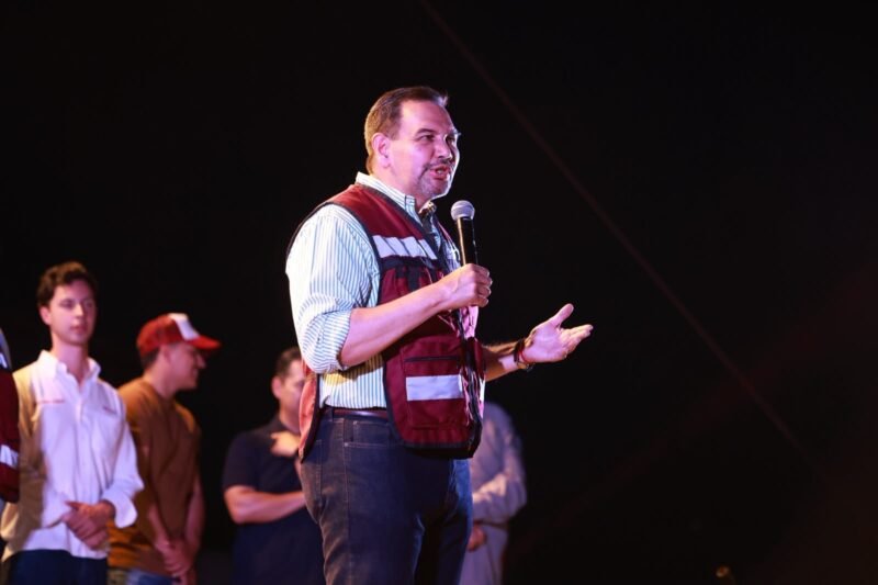 Cruz Pérez Cuéllar recorre Punta Oriente y consolida su respaldo político en Chihuahua