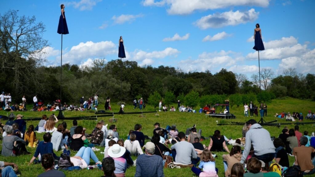 El aclamado montaje aéreo de los Juegos Olímpicos de París aterrizará en la UNAM