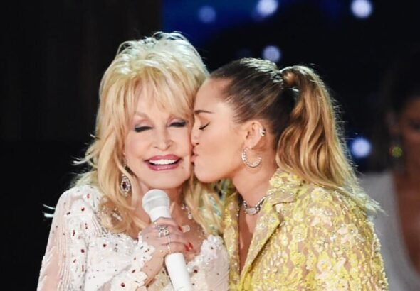 El conmovedor adiós de Miley Cyrus a Dolly Parton tras su partida: “Tengo un ángel a mi lado”