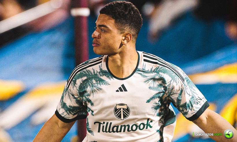 El delantero venezolano Kevin Kelsy da el salto al futbol escocés con su fichaje por el Rangers