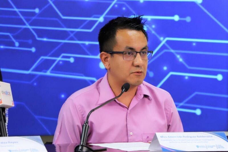 Fiscalía de Chihuahua imputa a presunto implicado en el asesinato y robo a un taxista
