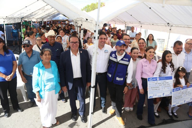 Fortalecen infraestructura hídrica y entregan apoyos educativos a estudiantes en el municipio de Rosales