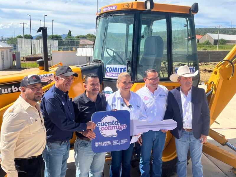 Gobernadora Maru Campos entrega nueva infraestructura y equipamiento educativo en el municipio de Madera