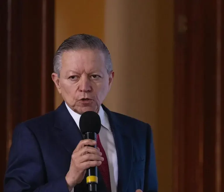 Gobierno federal destinará millones de dólares recuperados del entramado de Genaro García Luna a escuelas en Guerrero