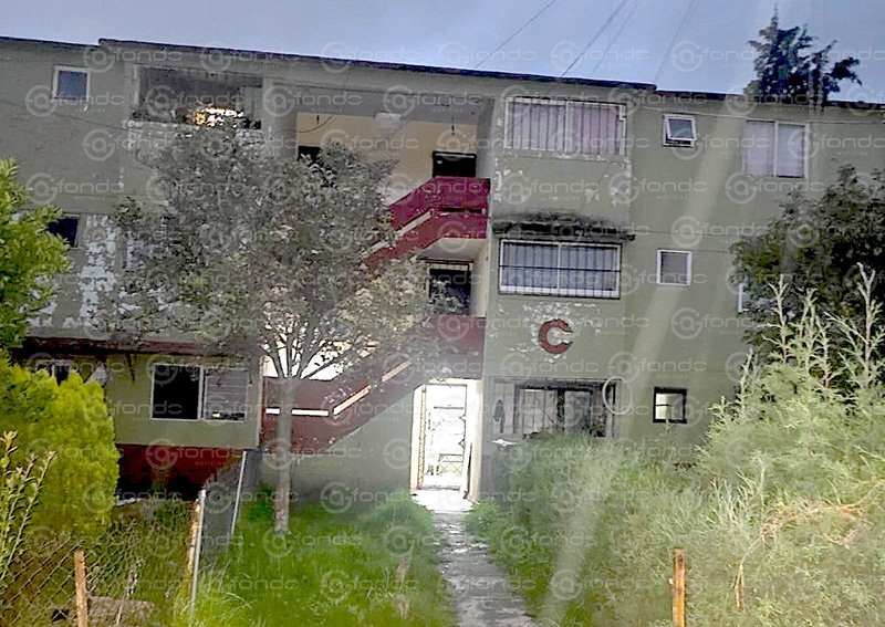 Hallan sin vida y en avanzado estado de descomposición a un hombre envuelto en plásticos