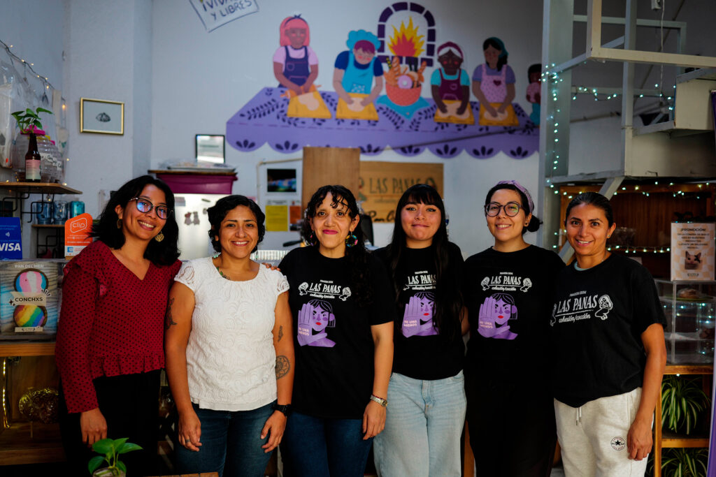 Horneando resurrección: Las Panas son pan con causa, apoyo terapéutico y comunidad