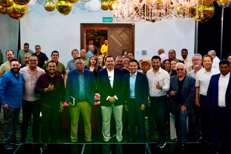 Líderes evangélicos de Chihuahua sostienen encuentro estratégico con Cruz Pérez Cuéllar