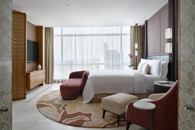 María Elena Torruco impregna su estilo de hospitalidad en el renovado St. Regis Mexico City