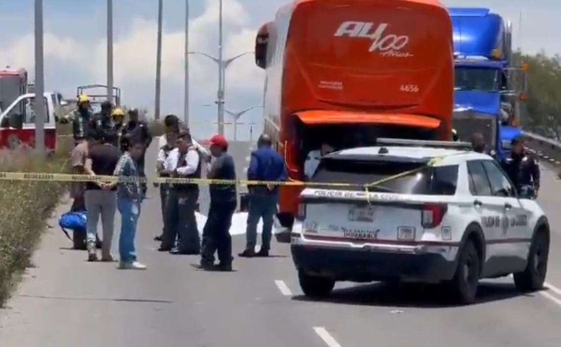 Muere mecánico aplastado por un autobús de pasajeros mientras realizaba labores de reparación