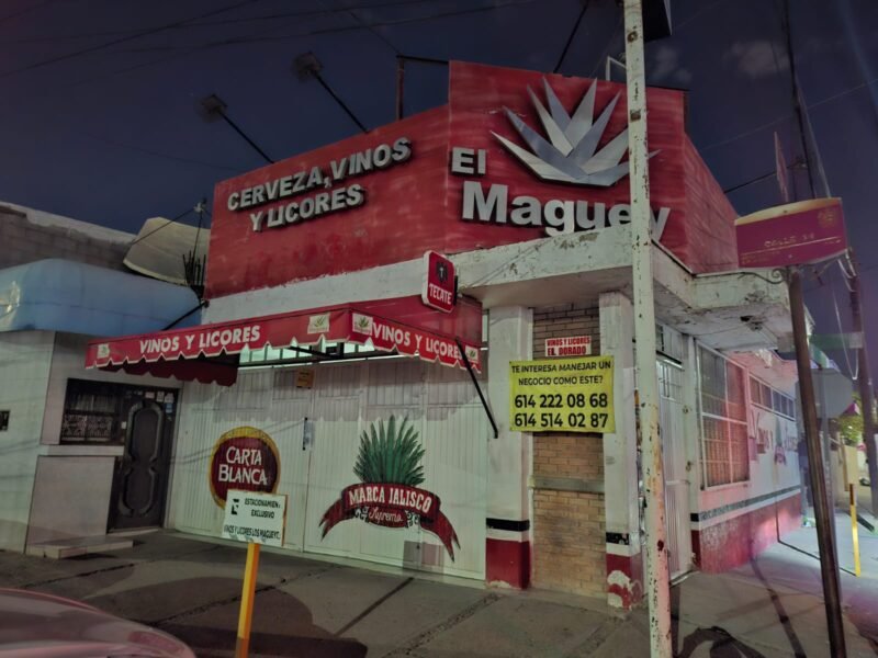 Operativo municipal deriva en la clausura de tres expendios de alcohol por trámites atrasados