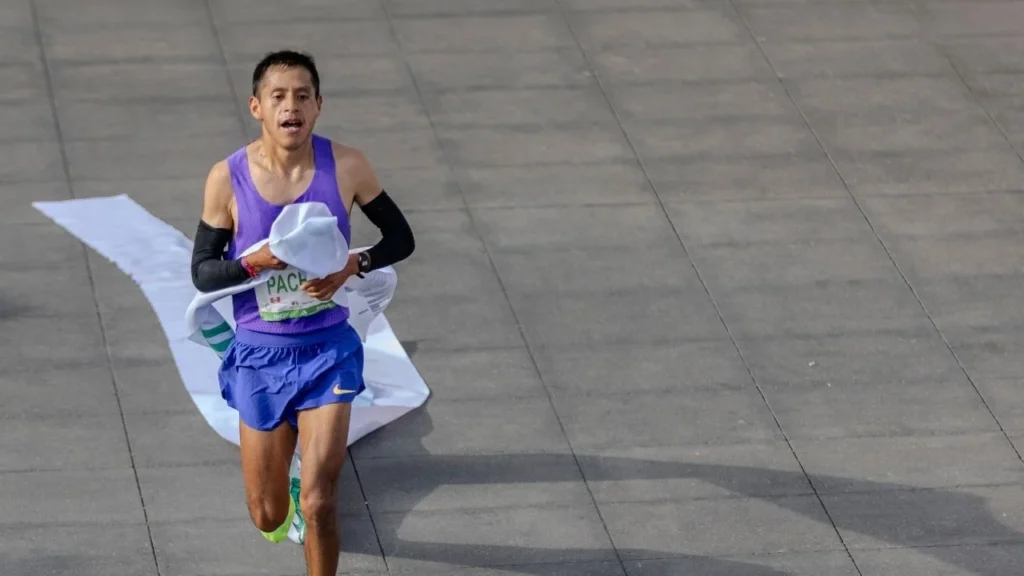 Perú conquista el Maratón de la Ciudad de México