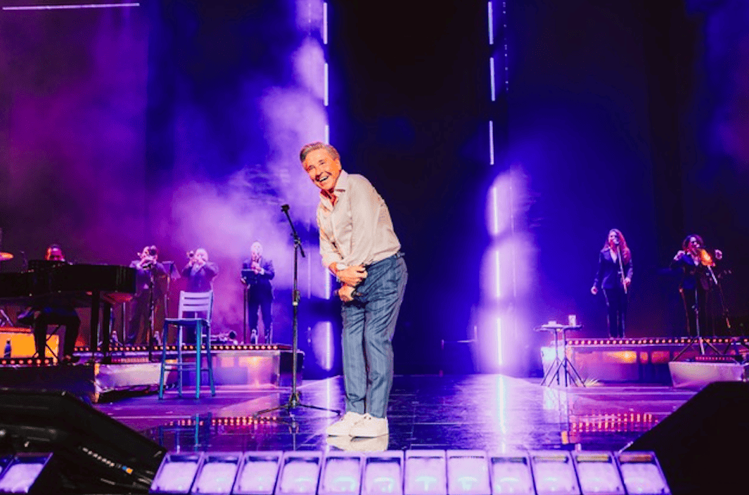 Ricardo montaner arranca la fase internacional de su gira mundial con un contundente éxito de taquilla
