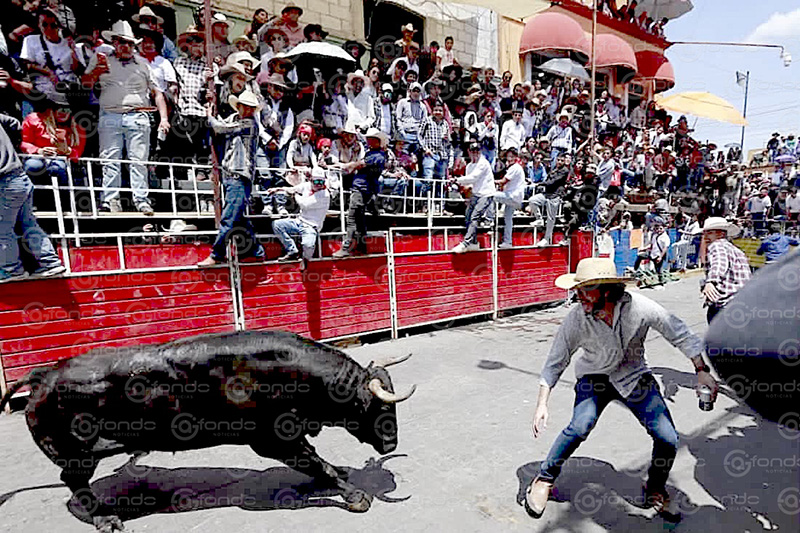 Tragedia en Tlaxcala: un fallecido y nueve heridos durante el desarrollo de la tradicional Huamantlada