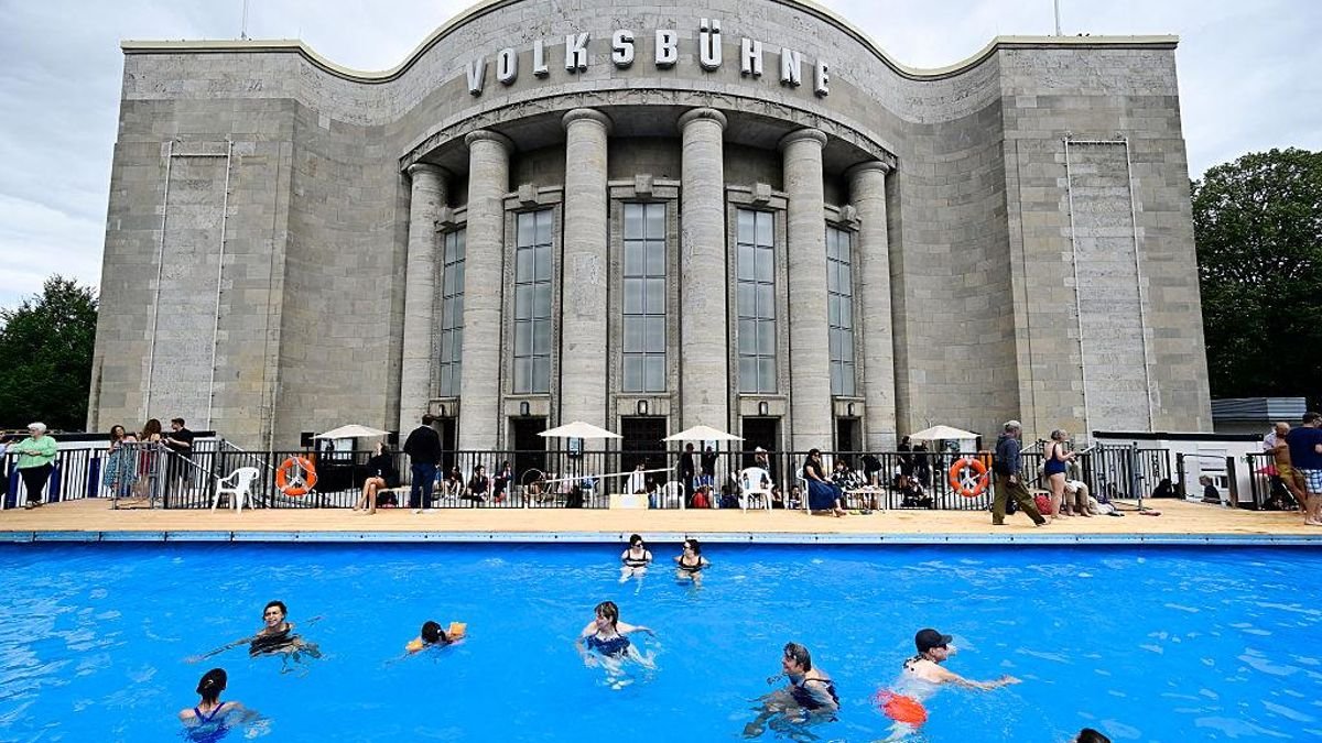 Una historia de polémicas raciales en la piscina: del ácido en Florida a la reciente cancelación para niños negros en Berlín