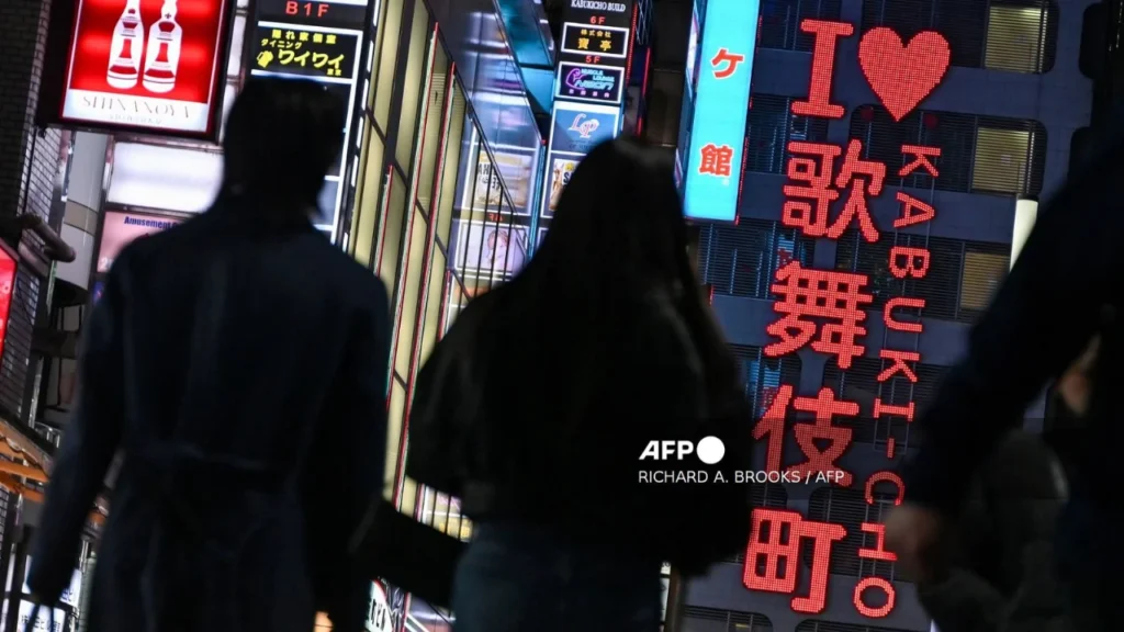 Analizan en Japón modificar la legislación para sancionar penalmente a los clientes de servicios sexuales
