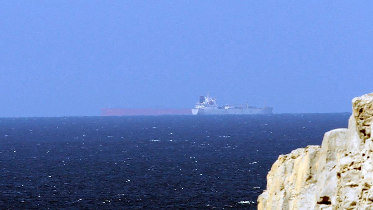 Arabia Saudí suspende de forma preventiva su principal oleoducto tras sufrir una serie de ataques