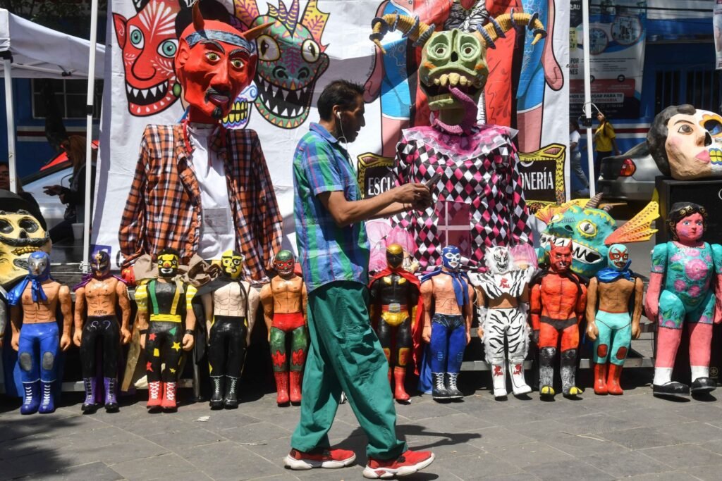 Arte popular y figuras gigantes invadirán la capital con el esperado Festival de la Cartonería 2026
