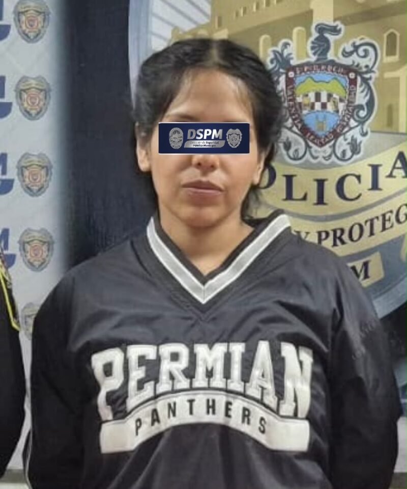 Capturan a presunda narcomenudista en la colonia Punta Oriente tras intensa persecución policial