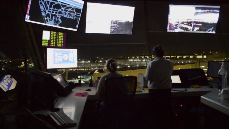 Casi medio siglo vigilando los cielos: la trayectoria del organismo clave para la aviación mexicana