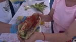 Celebran el Día Nacional del Maíz repartiendo miles de elotes gratuitos en el corazón de la capital