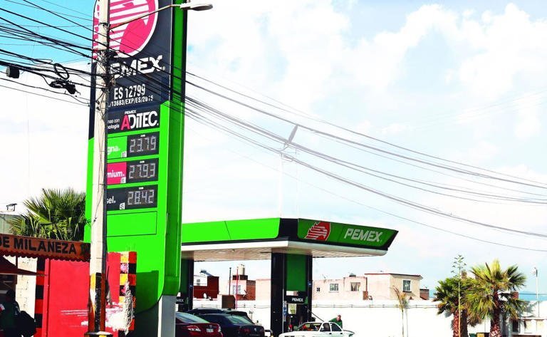 Costo fiscal de contener combustibles representa una carga mensual multimillonaria para Petróleos Mexicanos