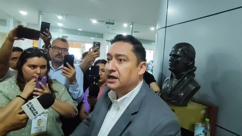 Critica Alfredo Chávez falta de representantes federales en la inauguración de la Torre Centinela