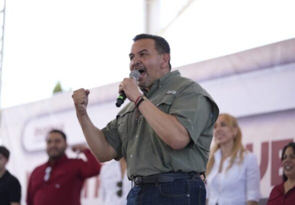 Cruz Pérez Cuéllar encabeza asamblea territorial de Morena en el municipio de Delicias