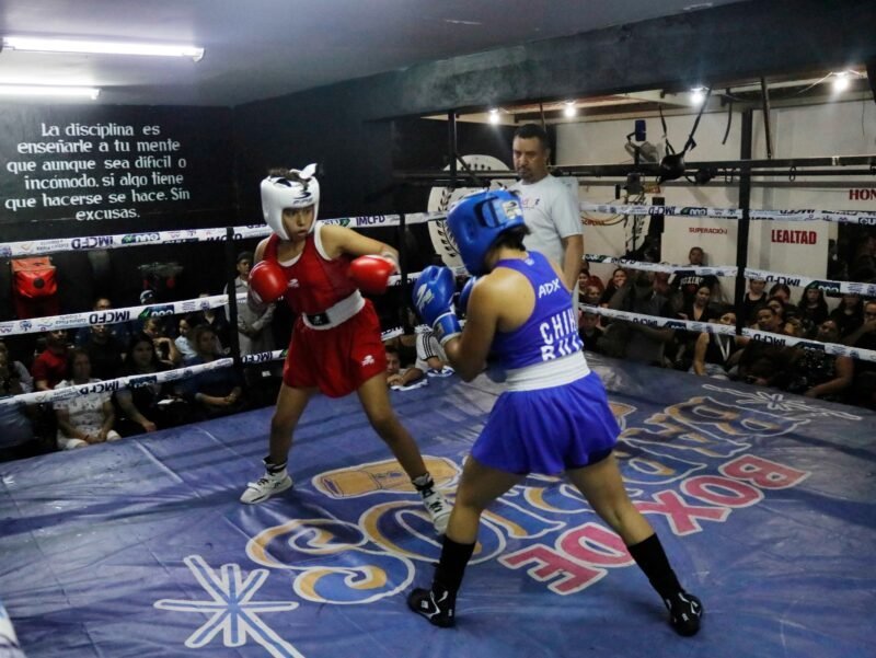 Cuarenta y dos años de historia y disciplina: el gimnasio municipal Santa Rosa conmemora su legado en el pugilismo local
