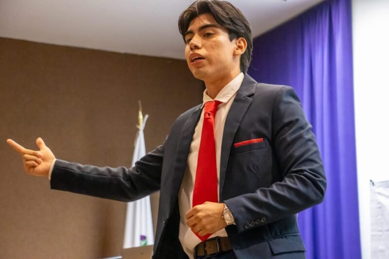 Cuatro talentos locales aseguran su pase a la semifinal del concurso nacional de oratoria en Chihuahua