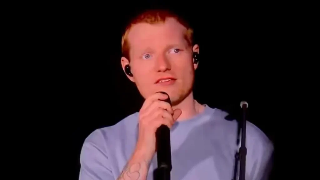 El cantante británico Ed Sheeran califica de injustificable la crisis en Gaza durante un concierto