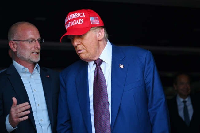 Estrategia demócrata gana terreno frente a la administración de Trump aprovechando vulnerabilidades económicas