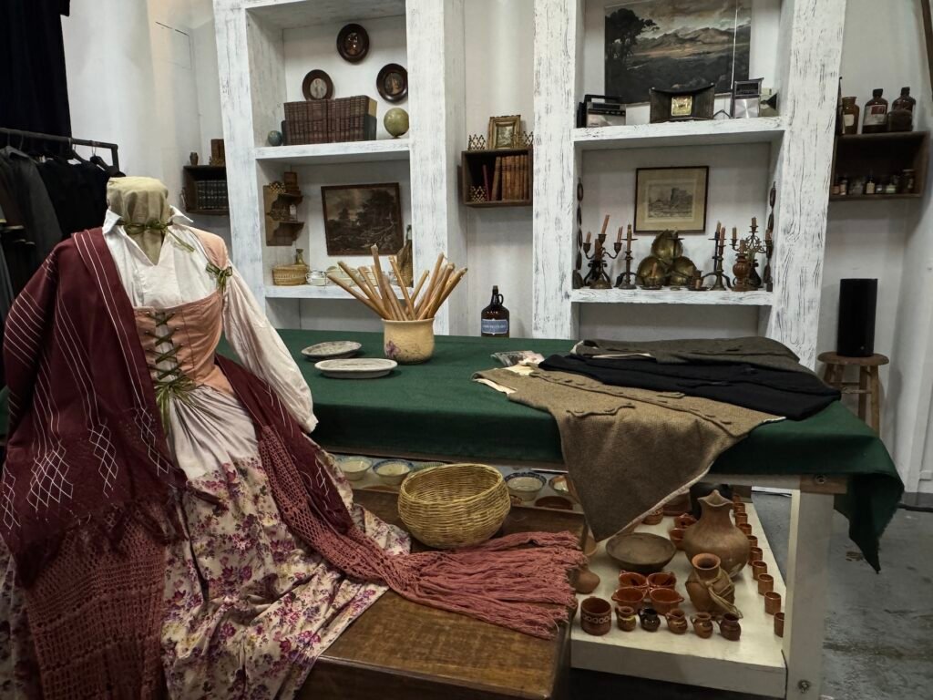 Estudios Churubusco inaugura exposición para rescatar los tesoros y la memoria del cine mexicano