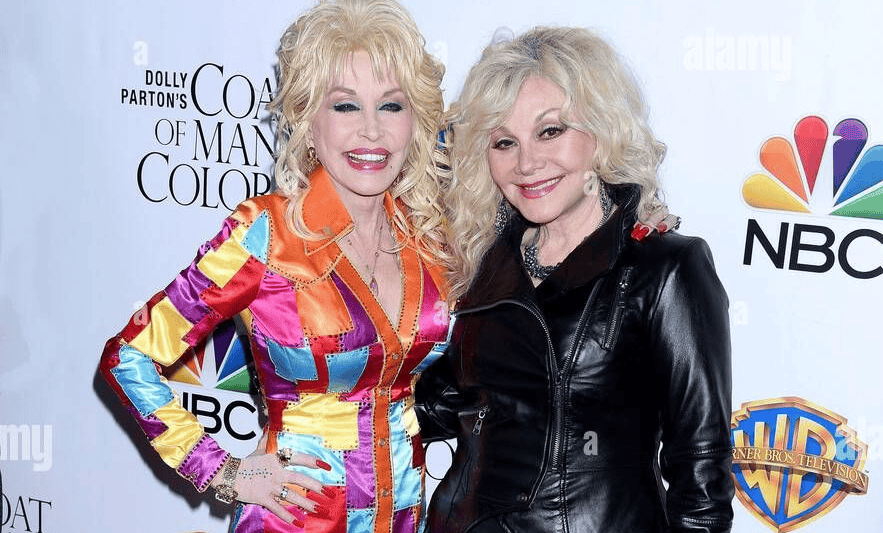 Familia de Dolly Parton exige detener la difusión de material falso creado con inteligencia artificial
