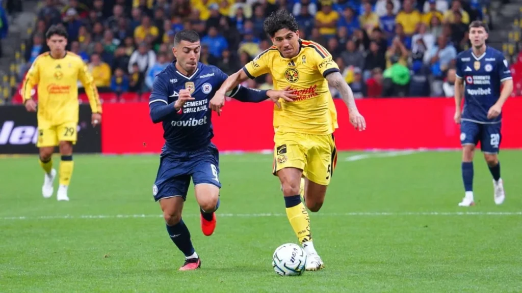 Festival de goles en el estadio Banorte: Cruz Azul se impone al América en vibrante clásico joven