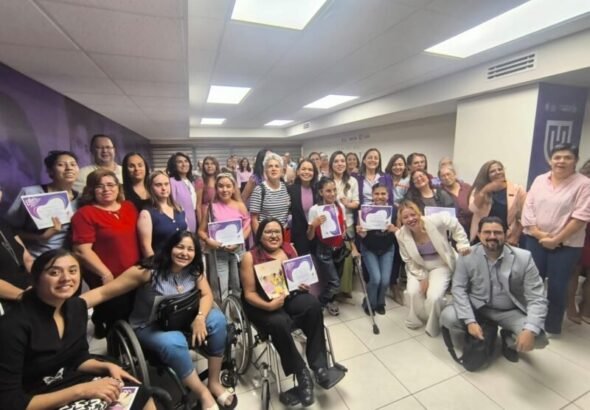 Galardonan en Chihuahua la trayectoria de mujeres con discapacidad en un evento histórico por la inclusión