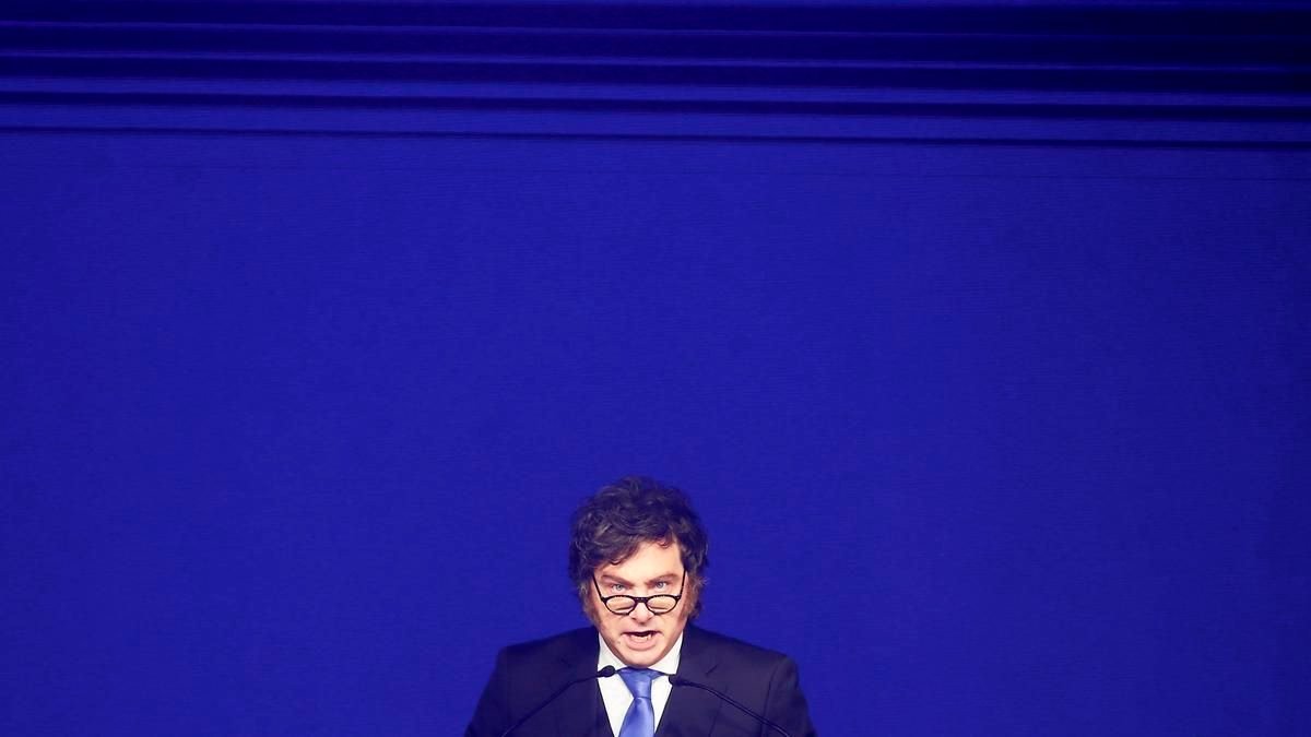Giro de timón de Milei sobre Malvinas: sanciones a petroleras y base naval en medio de la crisis