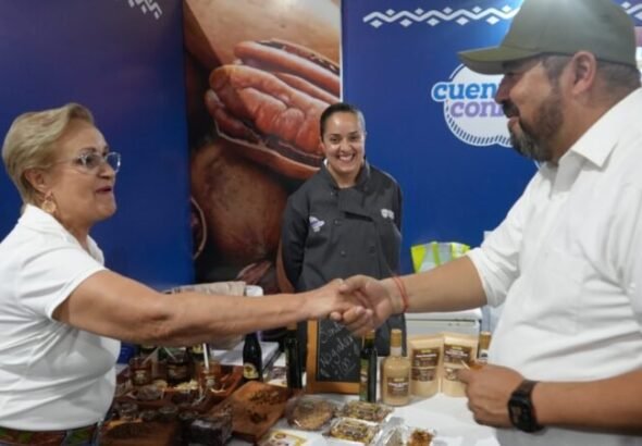 Gobierno estatal refrenda su apoyo al sector nogalero de Chihuahua durante el tradicional evento en Delicias