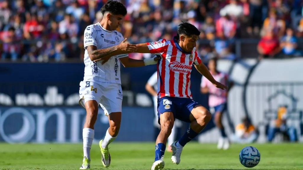 Guadalajara impone condiciones y golea al San Luis a domicilio en el Apertura