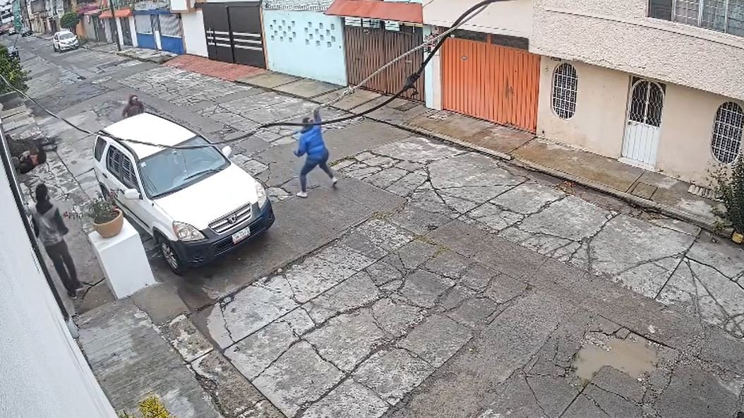 Habitantes de Ecatepec frustran asalto en plena vía pública tras escuchar los gritos de auxilio de una mujer