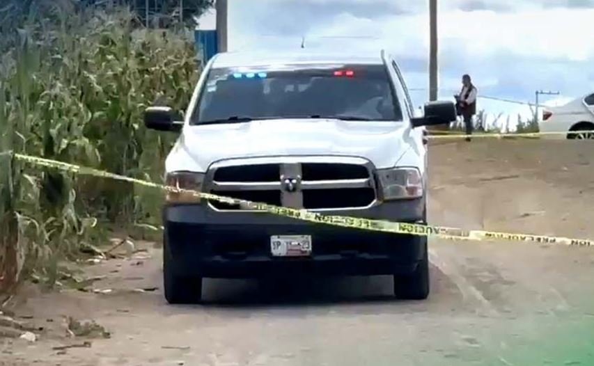 Hallan los cuerpos sin vida de dos hombres tras ser abandonados en un predio baldío