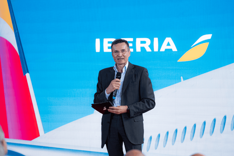 Iberia calienta motores para su centenario tras haber transportado a más de mil millones de pasajeros