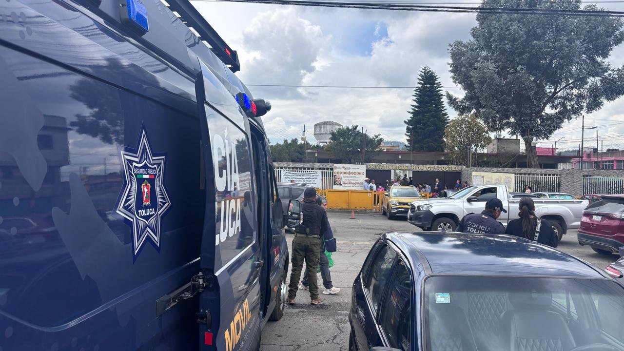 Implementación de C4 móviles en Toluca permite recuperar autos robados y asegurar a presuntos delincuentes
