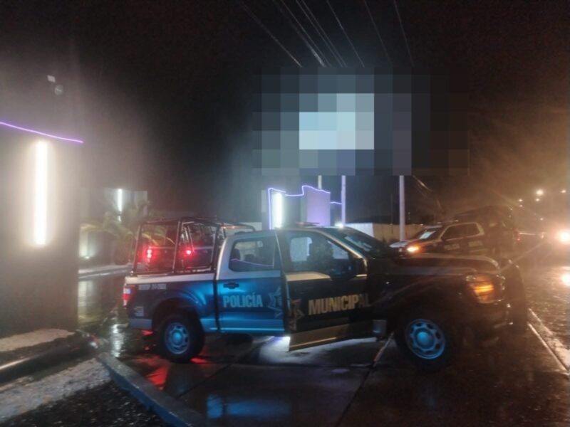 Investigan alerta por posible portación de arma de fuego en un motel de la carretera a Álvaro Obregón