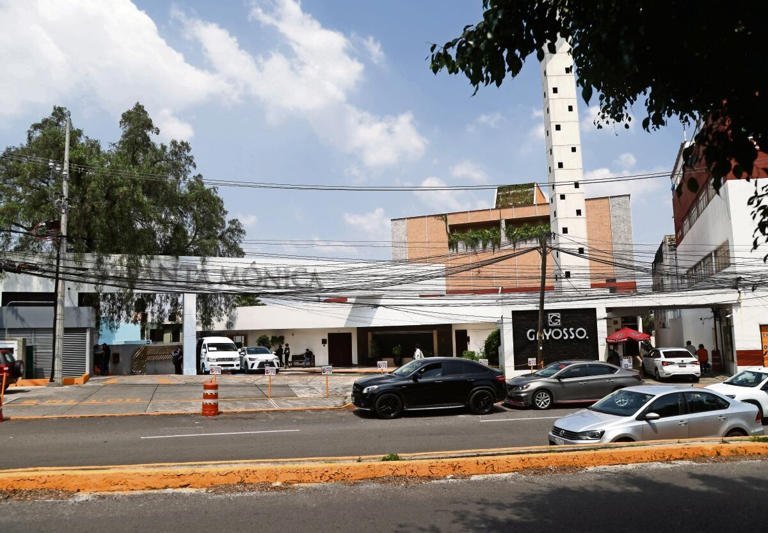 Investigan robo de efectivo y criptomonedas como móvil del multihomicidio de músico y su familia en Edomex