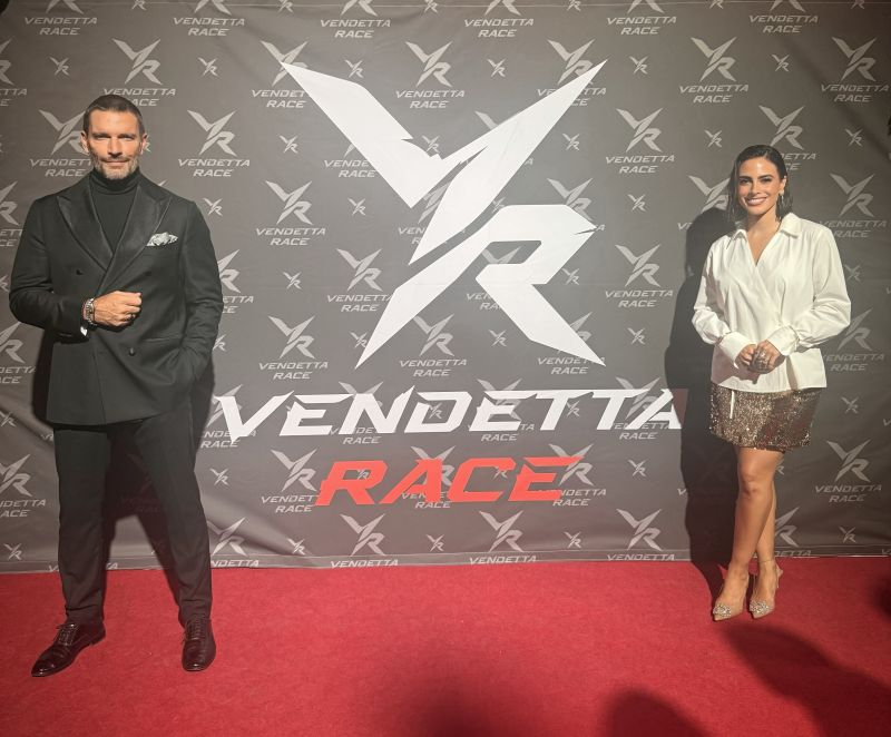 Julián gil y valeria marín liderarán una escudería en la innovadora competencia automovilística vendetta race