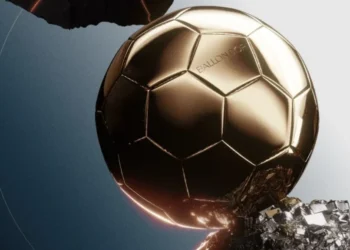 Julián Quiñones y Scarlett Camberos logran histórica nominación al prestigioso Balón de Oro 2026